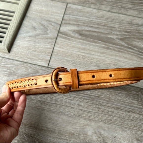 Vintage Mexico Western Style Braided Embossed Leather Belt - Picture 2 of 15